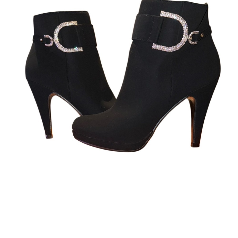 Bella Hanna Black Ankle Booties Rhinestone Buckle Heel Size 7.5 New With Tags